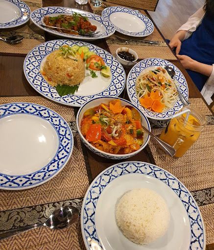 MAI THAI Al Qurum Complex