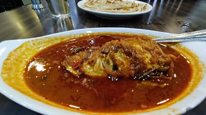 Golden Moon Restaurant Ghala