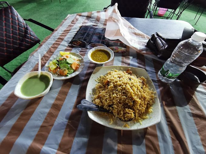 Al Ravi Restaurant