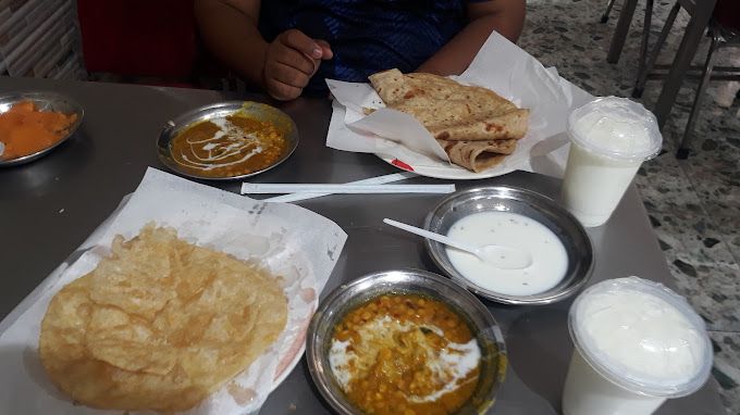 Al Ravi Restaurant