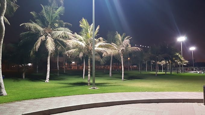 Al Ghubrah Beach Park