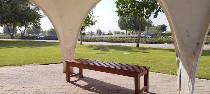 Qurayyat Lake Park
