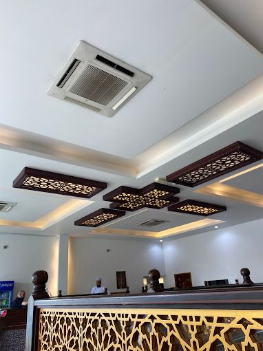 Nozol Al Diyafah Restaurant and Kitchen serves Turkish, Indian and Arabic food
