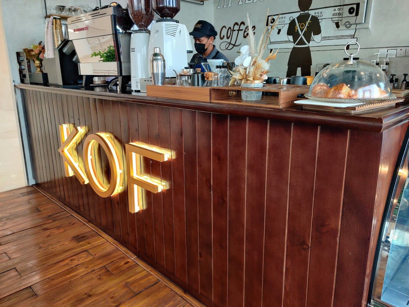 KOF cafe