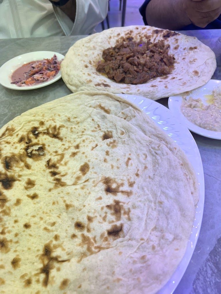 Ibn Iraq Restaurant and Cafe