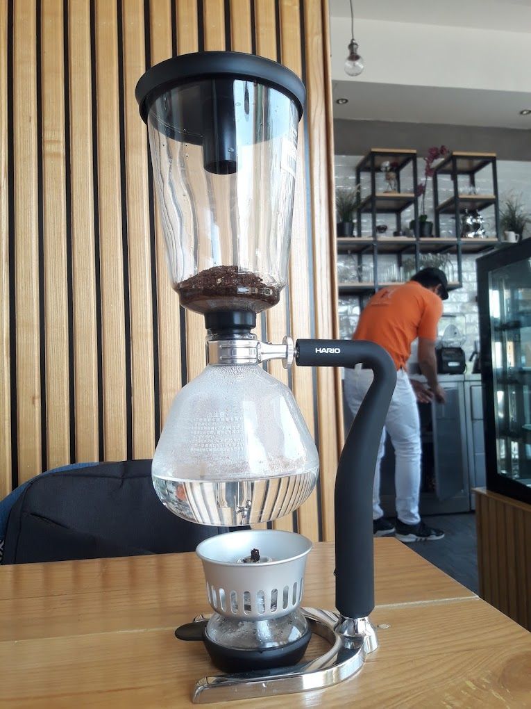 Ih Cafe