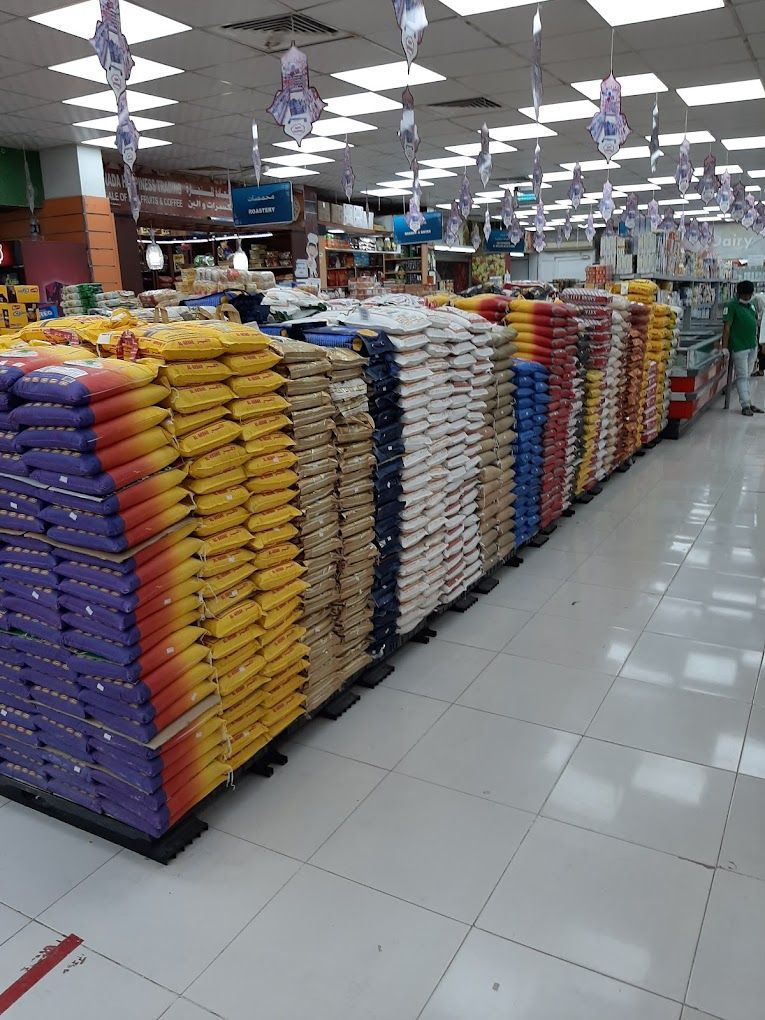 Al Ezza Hyper Market