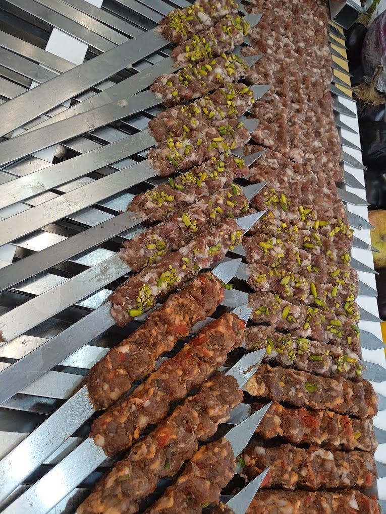 Enab Al Dayaa Lebanese Restaurant
